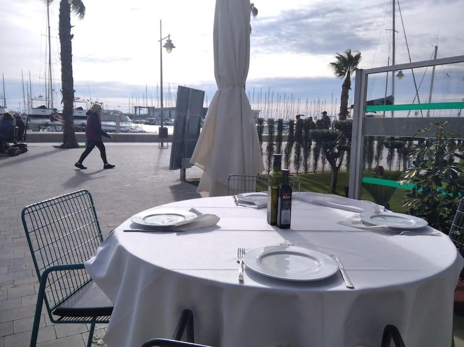 Apto Con Terraza Y 2 Dormitorios. 600 Megas Wifi. Santa Pola Esterno foto