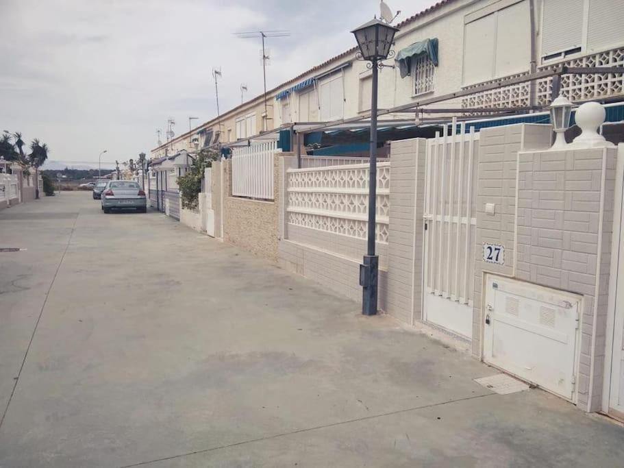 Apto Con Terraza Y 2 Dormitorios. 600 Megas Wifi. Santa Pola Esterno foto