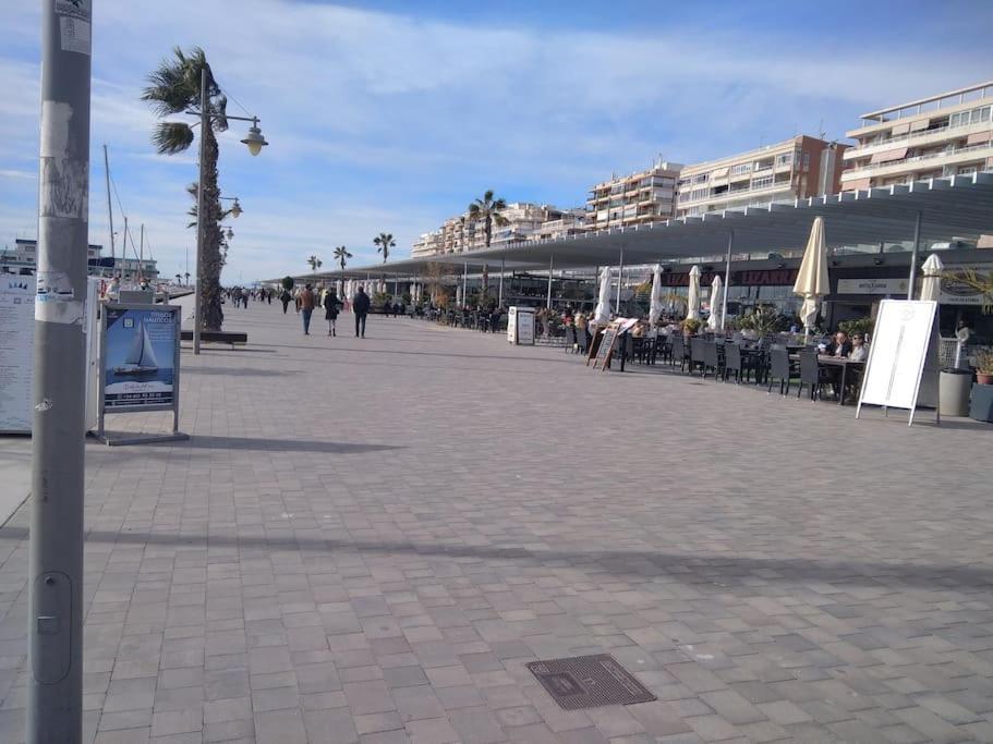 Apto Con Terraza Y 2 Dormitorios. 600 Megas Wifi. Santa Pola Esterno foto