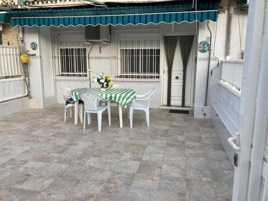 Apto Con Terraza Y 2 Dormitorios. 600 Megas Wifi. Santa Pola Esterno foto