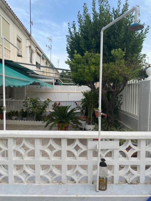Apto Con Terraza Y 2 Dormitorios. 600 Megas Wifi. Santa Pola Esterno foto